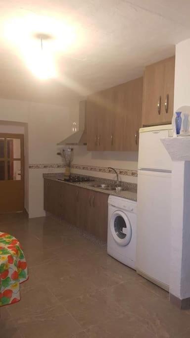Ferienwohnung Cueva Maite Cortes de Baza Exterior foto